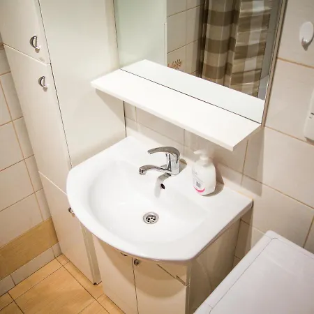 Pod Lipkami Appartement *